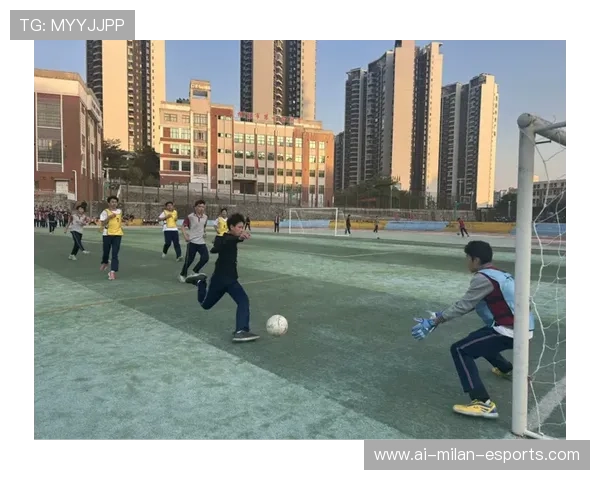 铁窗内的绿茵梦监狱球星用足球书写自由与希望